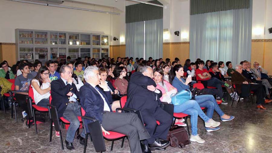 29d. Service Nazionale Progetto Martina Lc Rc Host Liceo Scientifico L. Da Vinci Reggio Calabria 10.05.2014