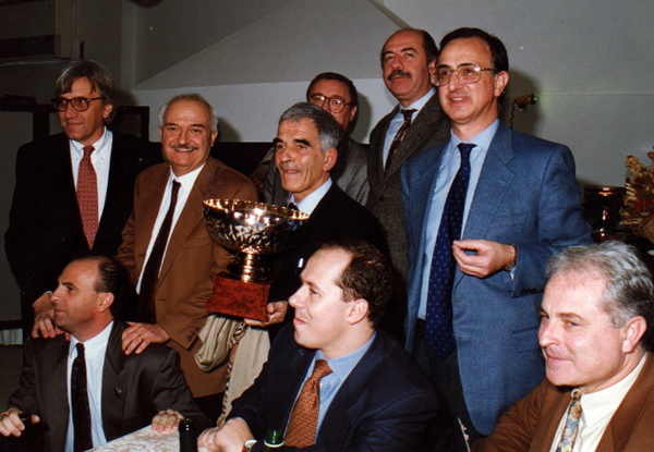 8c. Congresso Nazionale Fimad Torneo Di Calcio Intersocietario Vittoria Della Sied Premiazione Napoli 26.11.1996